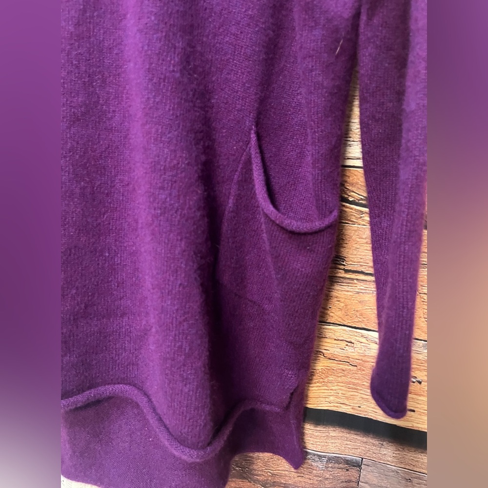 Eileen Fisher Deep Purple 100% Cashmere V-Neck Sweater with Pockets (104) - Picture 3 of 6